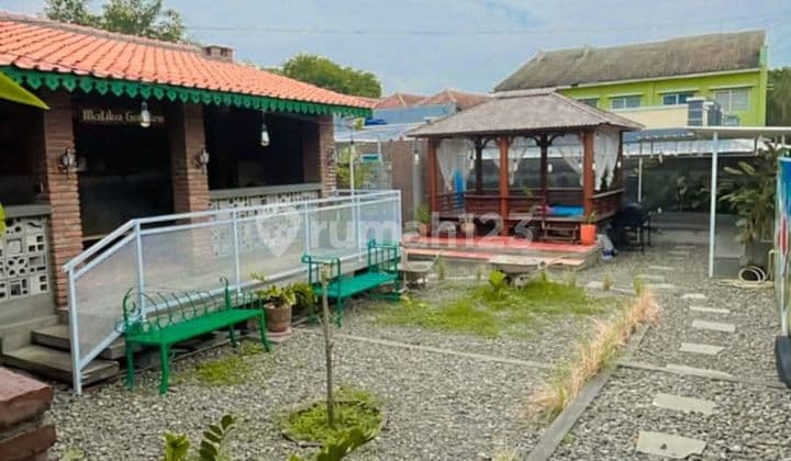 Jual Cafe Semi Outdoor SHM di Tengah Kota Majalengka