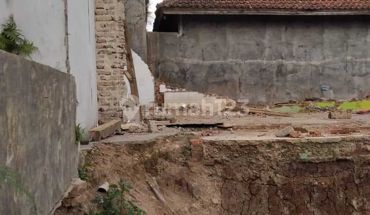 Jual Tanah Pinggir Jalan Raya di Cirendang, Kuningan