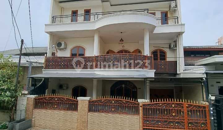 Dijual Rumah Bagus di Komplek Pelindo Tanjung Priok Jakarta Dekat Akses Jalan Tol