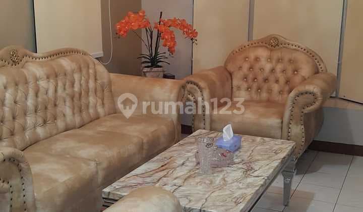 Disewakan Rumah Strategis Pinggir Jalan Raya Cocok untuk Kantor atau Tempat Usaha di Taman Cimanggu Kota Bogor