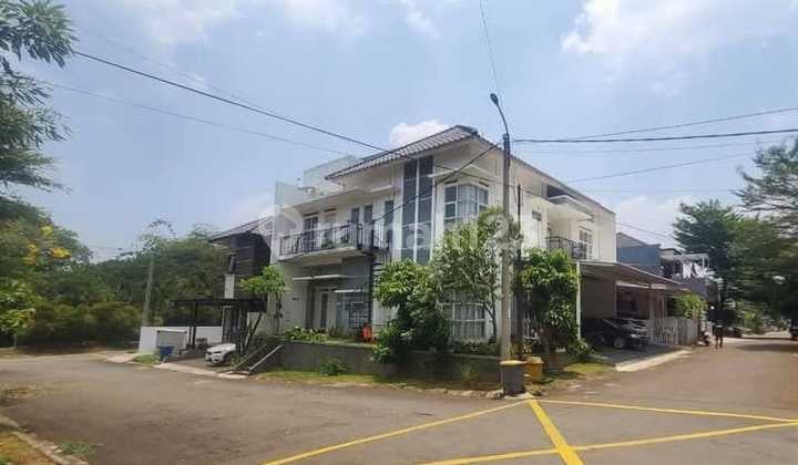 Rumah Mewah Hoek Di The Nature Mutiara Sentul Bogor Dekat Akses Jalan Tol