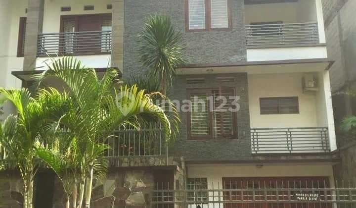 Dijual Rumah Mewah di Villa Duta Kota Bogor