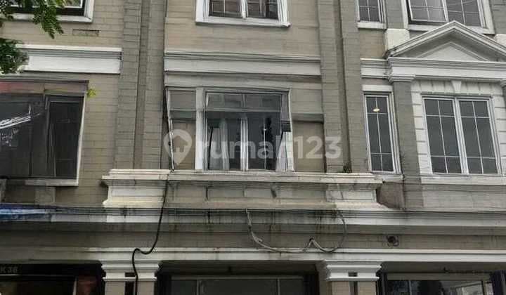 For Sale Thematic Shophouse at Pasar Modern Paramount Gading Serpong, Tangerang