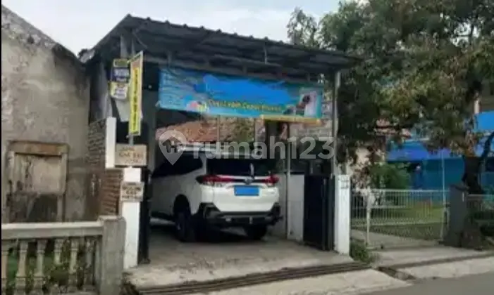Dijual rumah area luas lokasi strategis dan nyaman harga murah