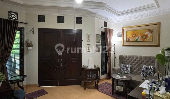 Rumah Cantik Bebas Banjir Di Graha Raya Tangerang Selatan Bagus Semi Furnished