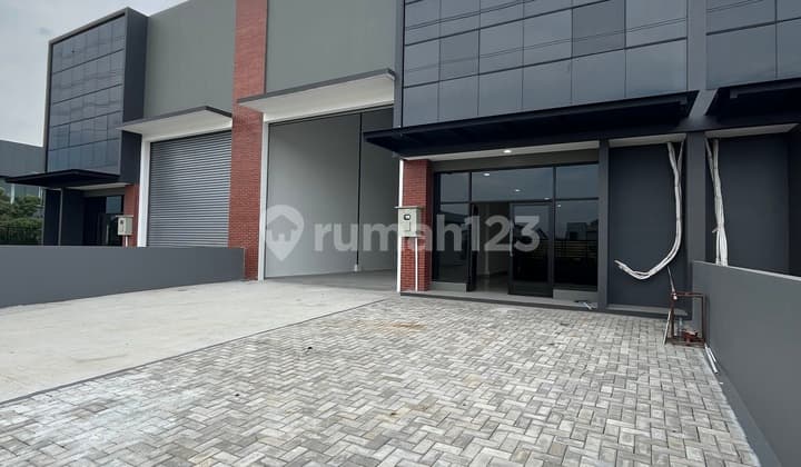 Disewakan Gudang 3 In 1 Nempel Bsd