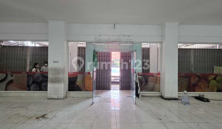 Ruko 2 Lantai Siap Pakai Area Pamularsih Semarang