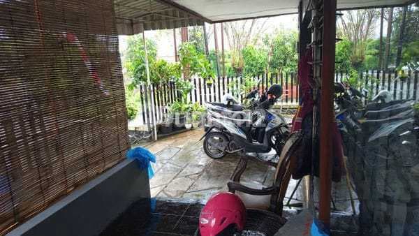 RUMAH LAMA SIAP PAKAI AREA KELUD SAMPANGAN SEMARANG