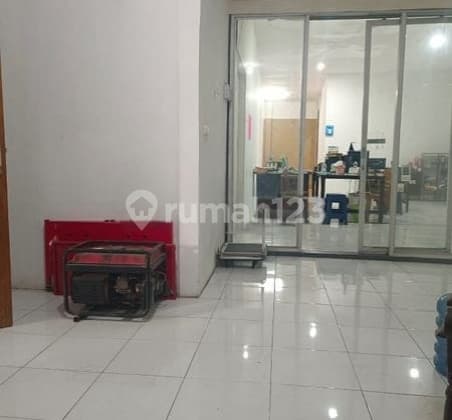 Gudang dan Office Area Tanah Mas Kota Semarang
