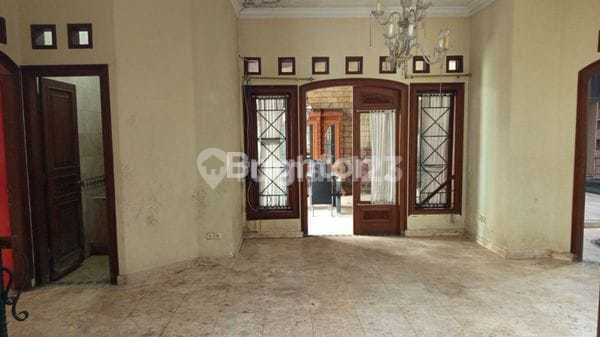 Rumah 2 Lantai Siap Huni Area Manyaran Semarang