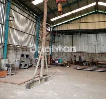 GUDANG SIAP PAKAI AREA SALATIGA SEMARANG