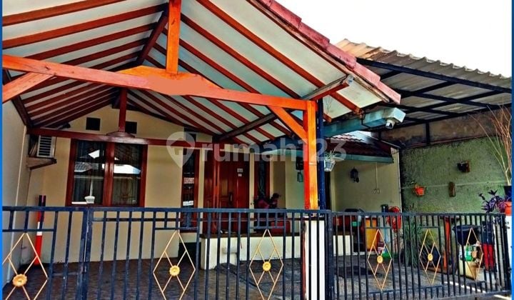 For Sale 2-Story House In Taman Harapan Baru, Pejuang, West Bekasi, Bekasi City. Kota Harapan Indah.