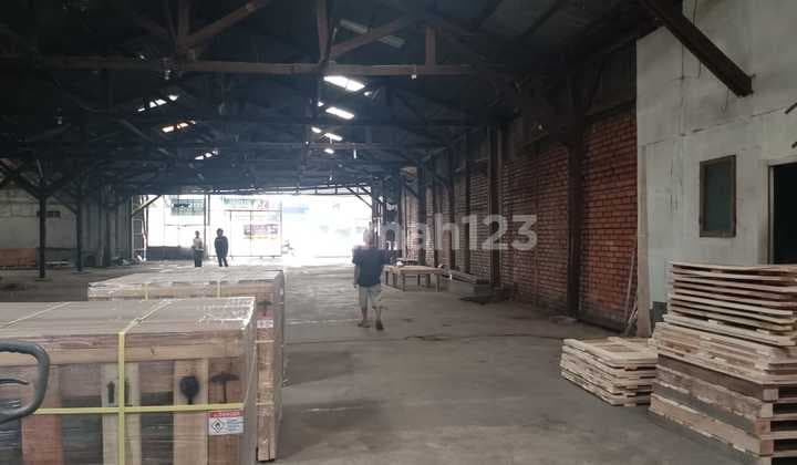 Dijual Gudang Harga Dibawah NJOP di Jatinegara, Pulo Gadung, Jakarta Timur