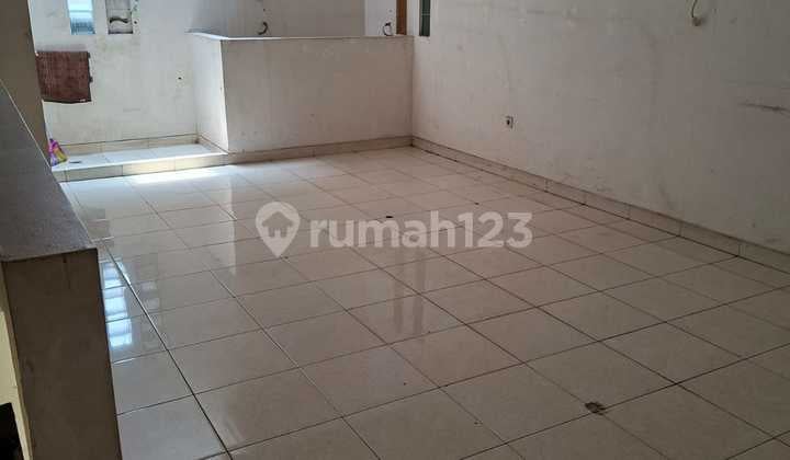 Disewakan Ruko 2 Lantai di Kota Harapan Indah 1, Medan Satria, Kota Bekasi