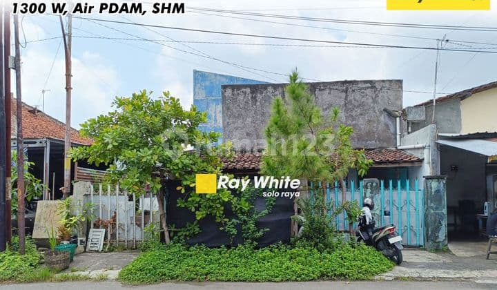 Rumah nusukan banjarsari akses simpangan mobil