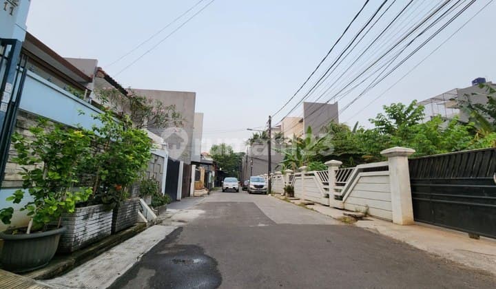 Jual Cepat Jarang Ada Tanah Kavling 660 m2, SHM, di Komplek Taman Ratu Indah, Jakarta Barat