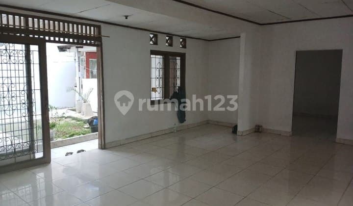 Rumah Lama 1 Lantai, SHM, Lokasi Strategis di Area Joglo, Kembangan, Jakarta Barat