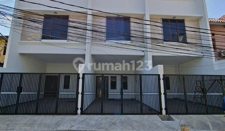For Sale Brand New 3-Storey House, Freehold Certificate, in Tanjung Duren Area, Grogol Petamburan, West Jakarta