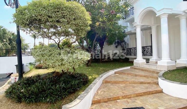 Jual Cepat Rumah Mewah 2 Lantai, SHM, Lokasi Strategis di Area Lebak Bulus, Jakarta Selatan