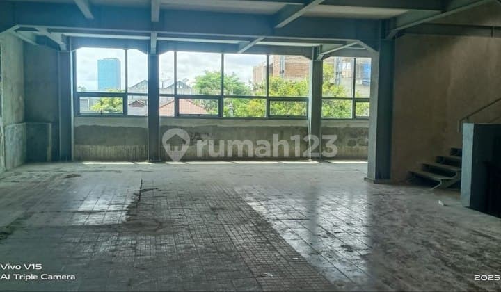 Commercial Space For Rent Strategis Area Senopati, Kebayoran Baru, Jakarta Selatan