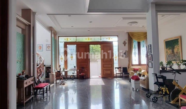 For Sale Luxury 3-Storey Corner House, Freehold Certificate, in Taman Permata Buana, Kembangan, West Jakarta