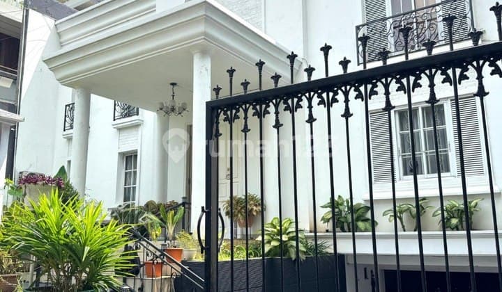 For Sale Rumah Mewah 2 Lantai + Basement, di Area Premium Pondok Indah, Jakarta Selatan
