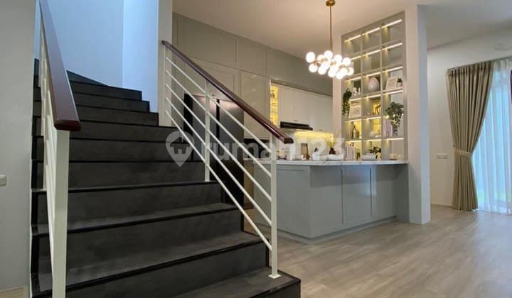 Jual Rumah 2 Lantai, Bagus, SHM, di Cluster Clover Hills Residence, Tangerang