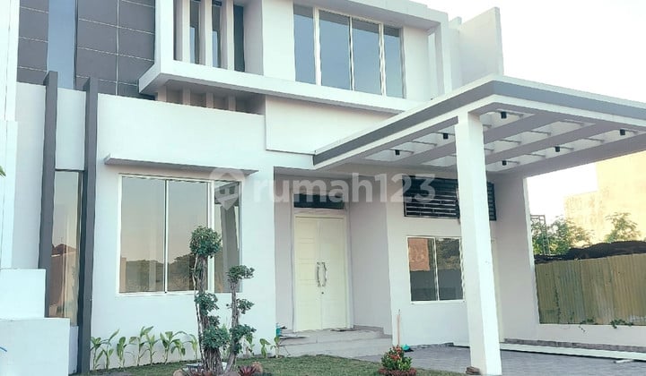 Rumah Baru Gress Minimalis Bagus di Pakuwon City
