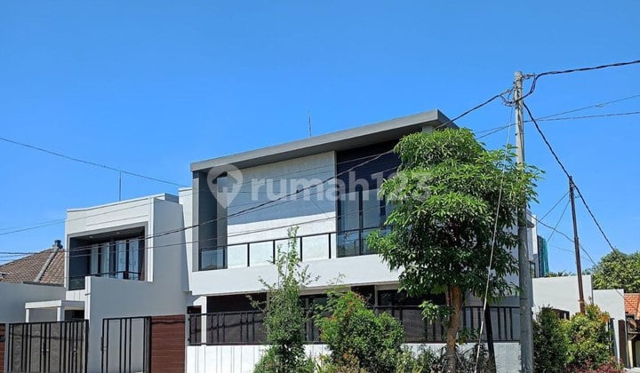 Dijual Rumah Baru Gress Modern Scandinavian Siap Hunihouse