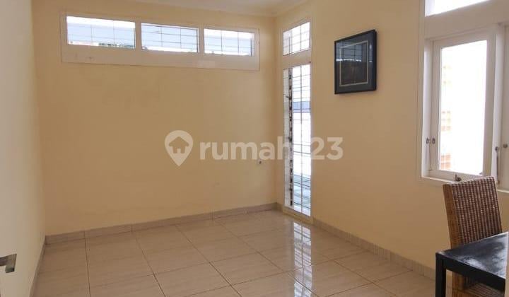 Disewakan: Rumah di Sayap Jl Burangran Bandungg
