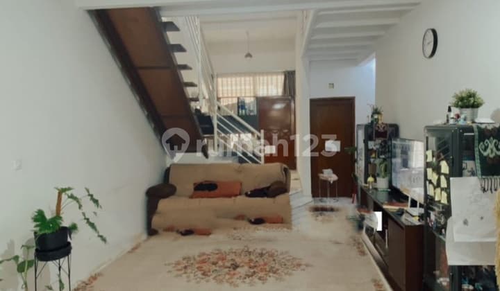 Dijual: Rumah Terawat Di Cibabat Cimahi