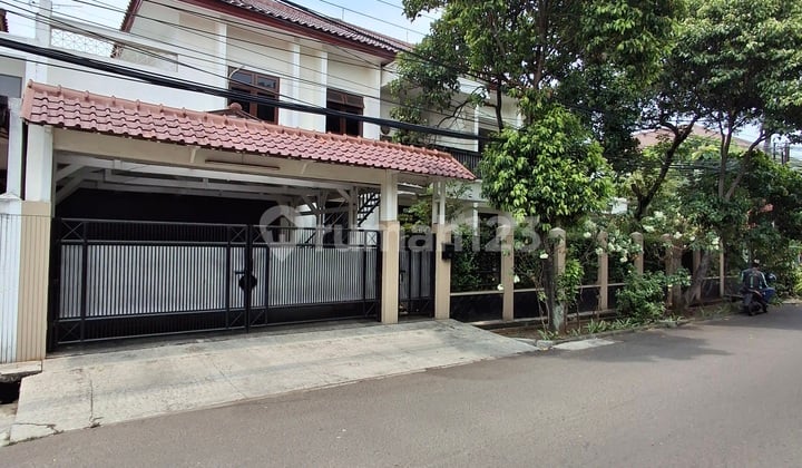 Dijual Rumah Bukit Cinere Indah Posisi Hook