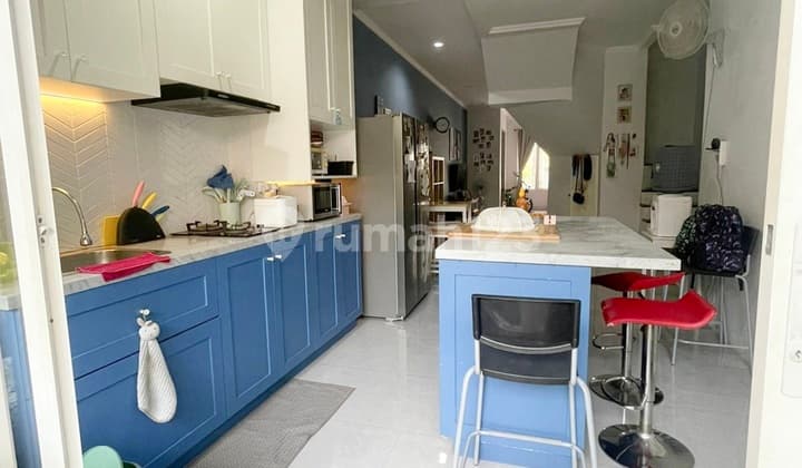 Rumah Cirendeu Dekat Sekolah Labschool