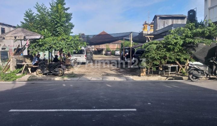 TOP URGENT FOR SALE LAND ON THE SIDE OF THE ROAD LOCATION PERING BLAHBATUH GIANYAR TOP URGENT FOR SALE LAND ON THE SIDE OF THE ROAD LOCATION PERING BLAHBATUH GIANYAR