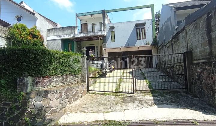 Sayap Dago Cigadung Dijual Rumah Tanah Luas Lokasi Strategis