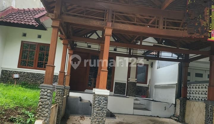 Taman Sari Bukit Bandung For Sale 1½ Story House One Gate System