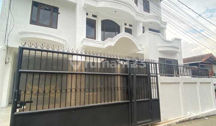 Murah Rumah Terawat Bandung Utara Lembang Udara Sejuk Asri