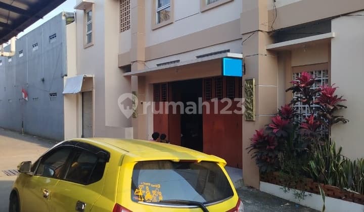 Dijual Kost²an Bangunan Kokoh Dekat Gerbang Upi Cibiru Hilir