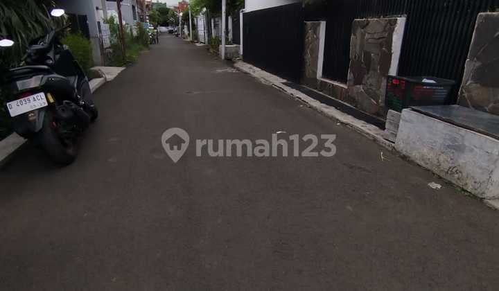 Murah Dijual Rumah Lama Dekat Mim Komplek Margahayu Metro Bandung