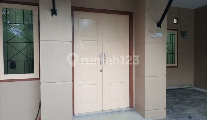 Rumah Tinggal Dijual Sudah SHM Siap Huni Dalam Komplek Taman Walet, Pasar Kemis