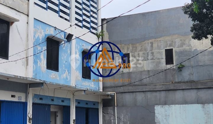 Disewakan Ruko 3 Lantai Strategis untuk Usaha di Cibubur Jakarta Timur