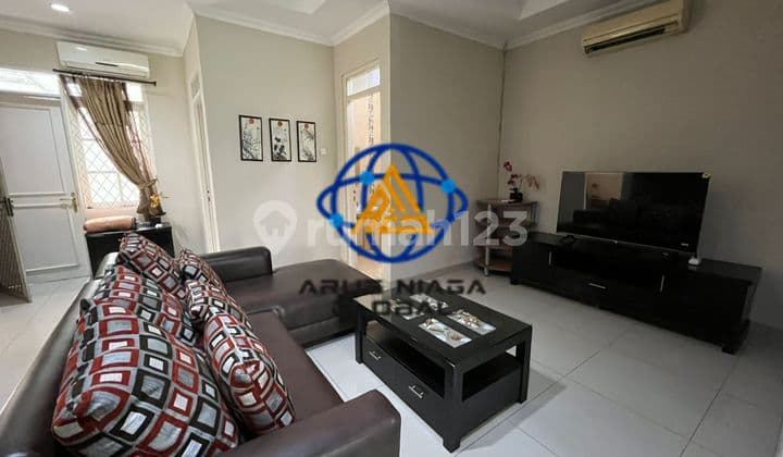 Disewakan Rumah di Perumahan Meadow Greend Cikarang Furnished