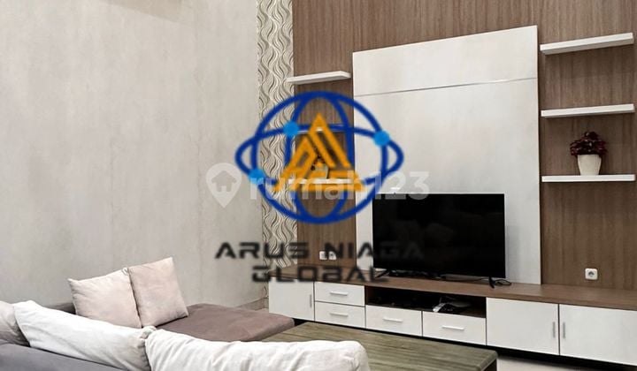 Disewakan Rumah 2 Lantai di Taman Simpruk Cikarang Furnished