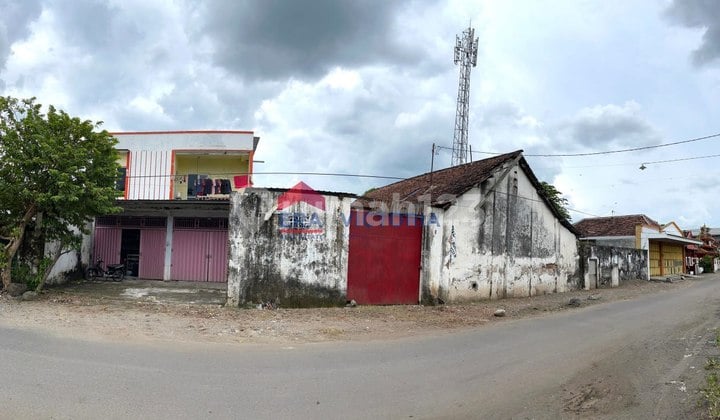 Gudang Di Pusat Kota Kertosono Perbatasan Kediri Nganjuk