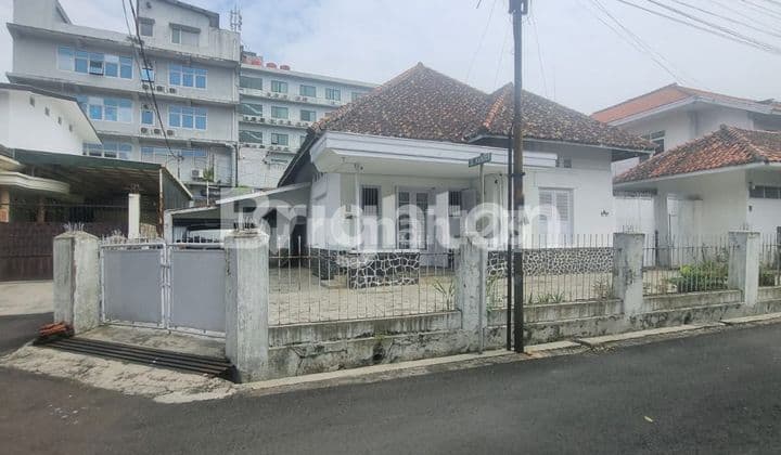 Rumah Heritage harga di bawah NJOP di Sayap Riau Bandung