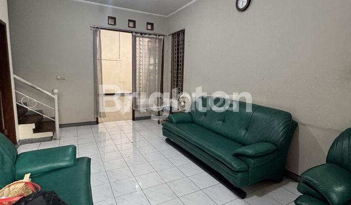 Rumah minimalis di Setraduta