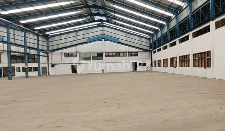 East Jakarta Cawang ex-factory warehouse ready to use with loading dock