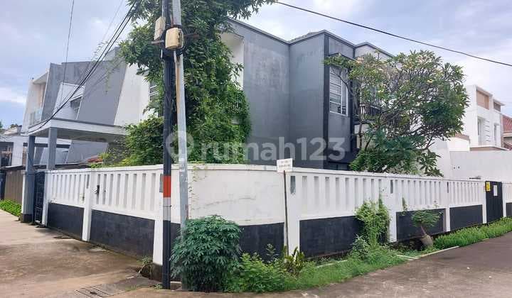 Rumah Hoek 2 lantai siap huni Pondok Gading Utama Kelapa Gading