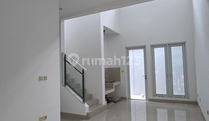 Turun Harga Rumah Siap Huni di Cluster Fluorite, Gading Serpong