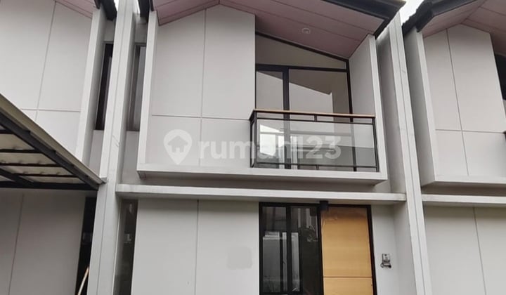 FOR SALE HOUSE IN CENDANA PARC, LIPPO KARAWACI